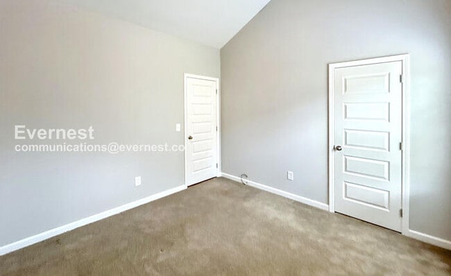 Building Photo - 1025 Echo Rdg Rd