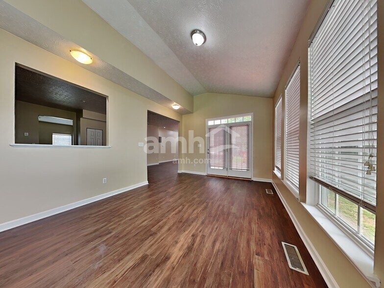 Building Photo - 1110 Anthem Ct