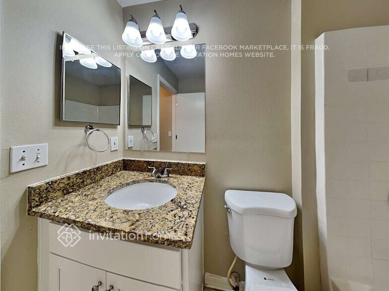 Building Photo - 2836 Maderia Cir