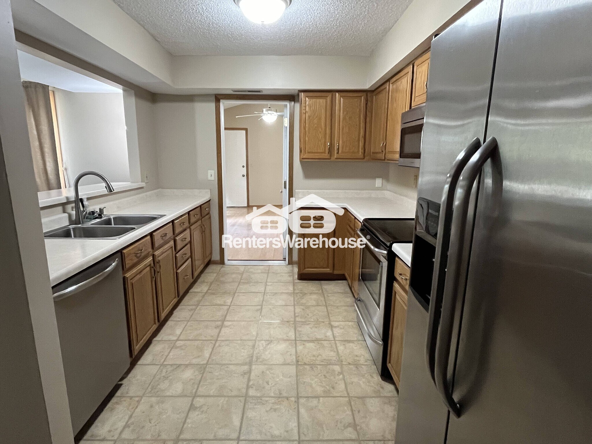 Building Photo - 15870 Griffon Path
