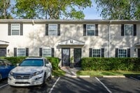 Building Photo - Coastal Convenience at Rivers Point Row!