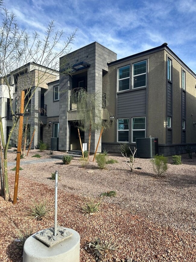 Building Photo - COMING SOON!!  New Construction, 3 Bed, 2 Bath Townhome in Union Square