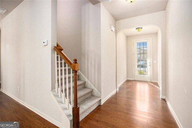 Building Photo - 2426 Bellyard Dr