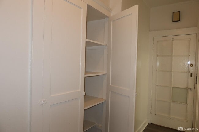 Building Photo - 3315 Steiner St