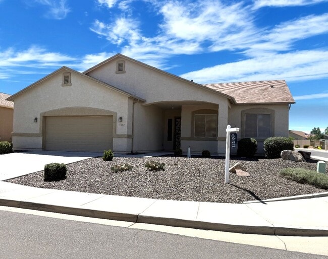 Primary Photo - Charming 3-Bedroom, 2-Bath Home on Corner ...