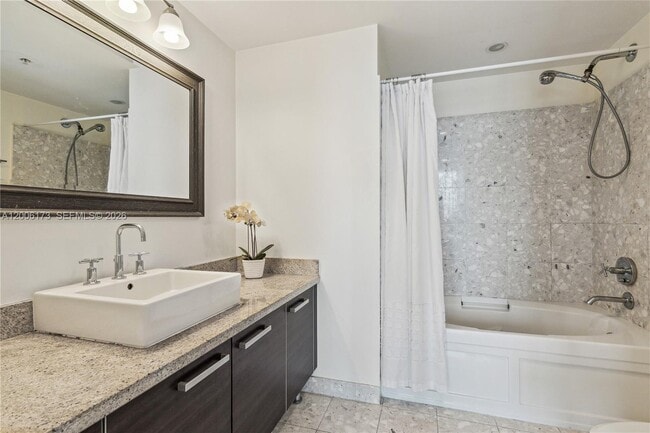 Building Photo - 185 SW 7th St