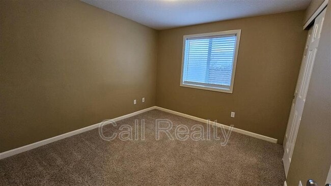 Building Photo - 9302 W Caelen Ave