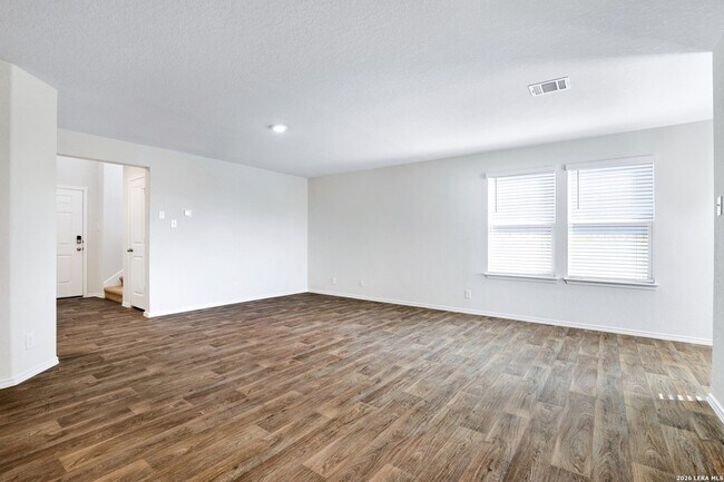 Building Photo - 13512 Waxman Spark