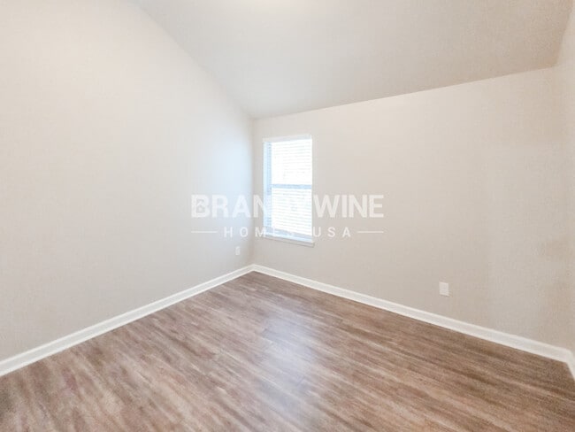 Building Photo - 397 Lossie Ln