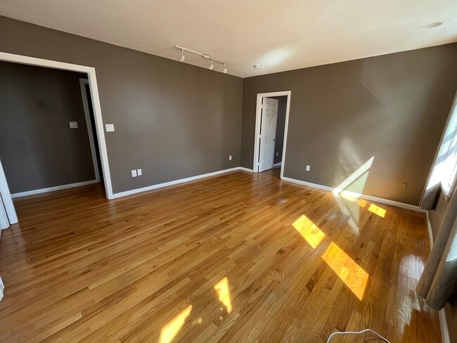 Building Photo - 949 Dorchester Ave
