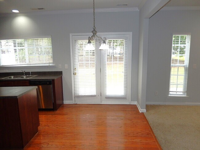 Building Photo - 3335 Archdale Dr