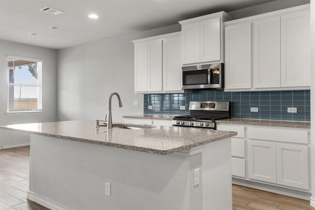 Building Photo - 1701 Jacey Way