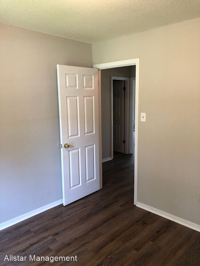 Building Photo - 3 br, 2 bath House - 3485 Lakehurst Drive