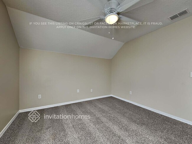 Building Photo - 5803 Meadowpark Pl