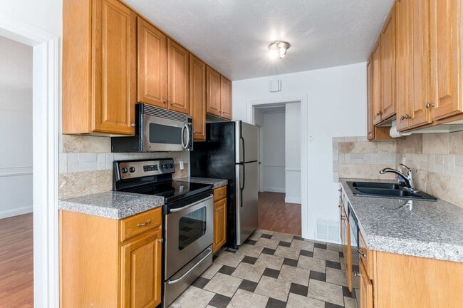 Building Photo - Great Family Home in Excellent Location!