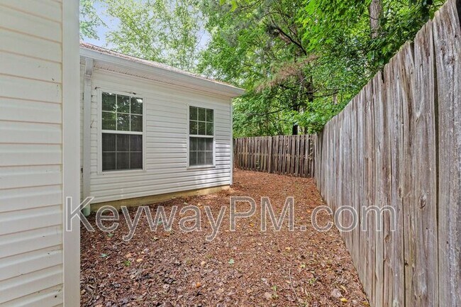 Building Photo - 9029 Baker Ct