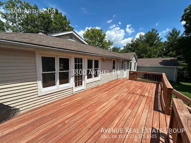 Building Photo - 3800 Arthel Dr