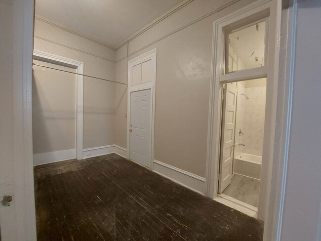 Building Photo - Government Hill Historic District! *1 BED/...
