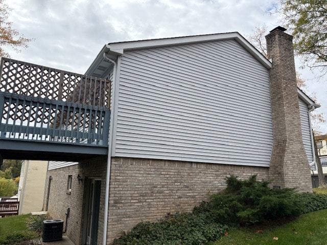 Building Photo - 945 1/2 Broglie Dr