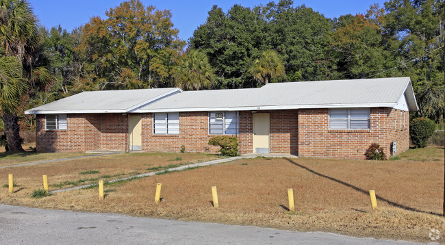 Building Photo - Horizon Circle