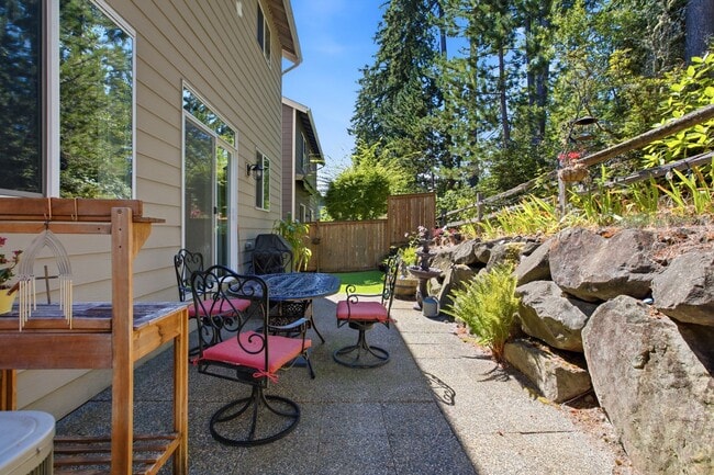 Building Photo - 11218 Borgen Loop NW