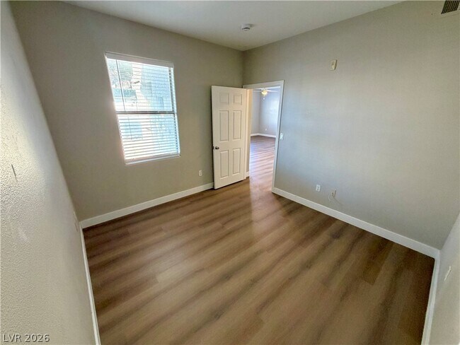 Building Photo - 8000 W Badura Ave