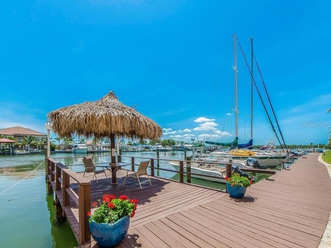 Building Photo - 51 Island Way