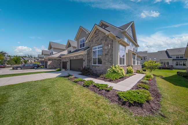 Building Photo - 3081 N Spurway Dr