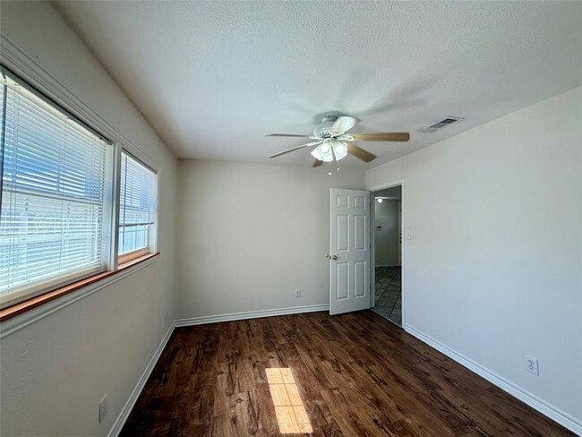 Building Photo - 1506 Big Meadow Dr