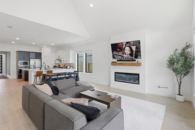Building Photo - 26506 Brilliant Beam Wy