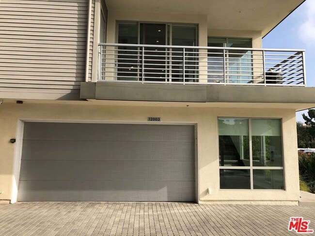 Building Photo - 12003 Emery Ln