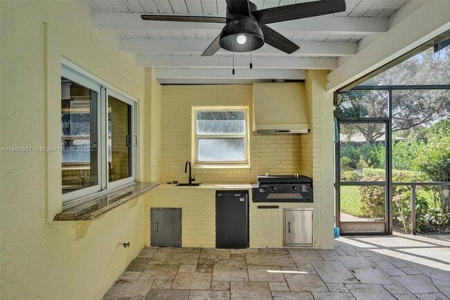 Building Photo - 3801 NW 27th Ave