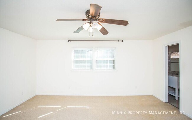 Building Photo - 6309 Nashville Dr