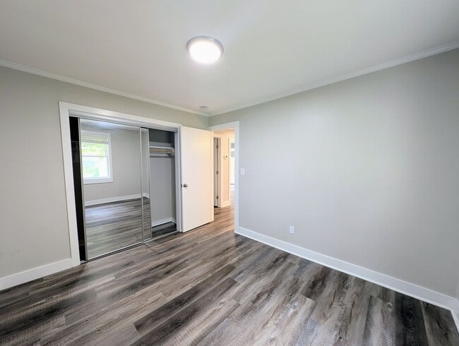 Building Photo - 110 Goldston Ave
