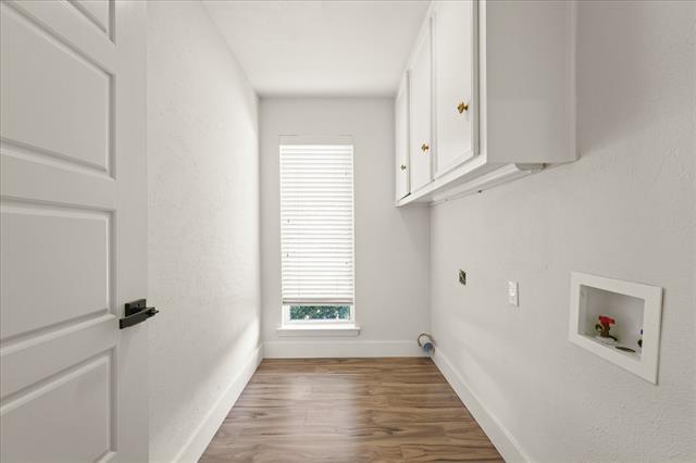 Building Photo - 7103 Blythdale Dr