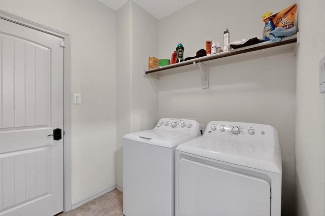 Building Photo - 1801 Velarde Rd