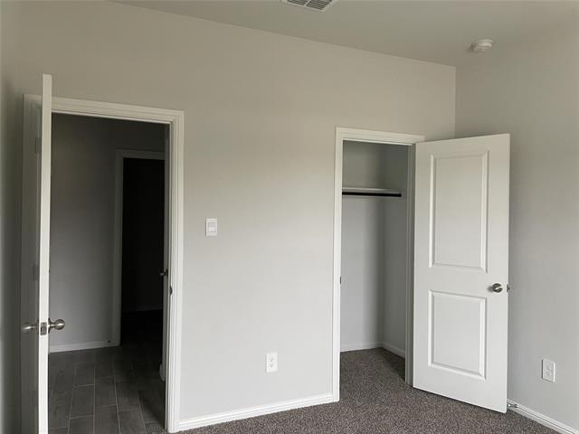 Building Photo - 8521 Centerboard Ln