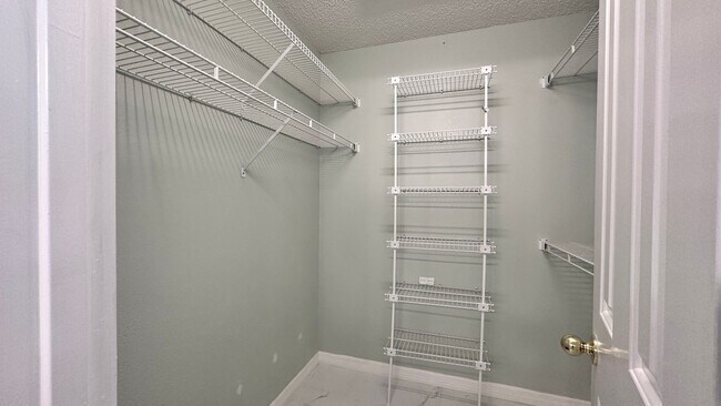 Building Photo - 7468 Aprelle Dr