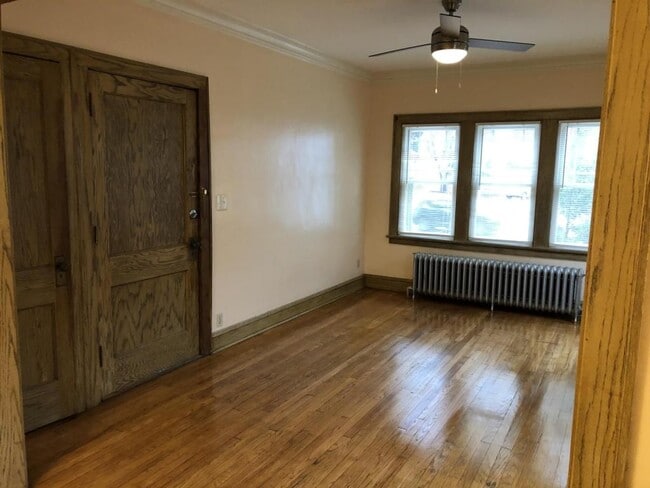 Building Photo - 4040 Minnehaha Ave