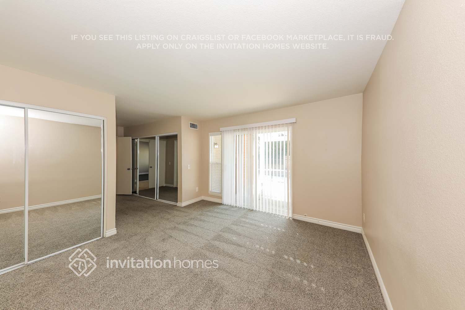 Building Photo - 1462 Hermosa Dr