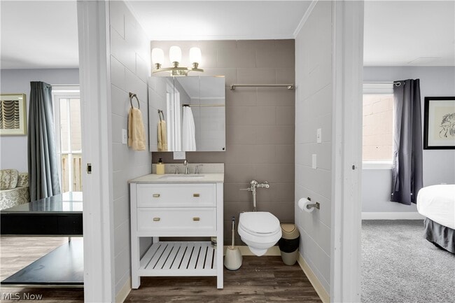 Building Photo - 797 E Market St