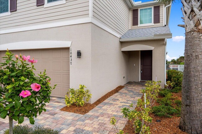 Building Photo - 10437 SW Captiva Dr