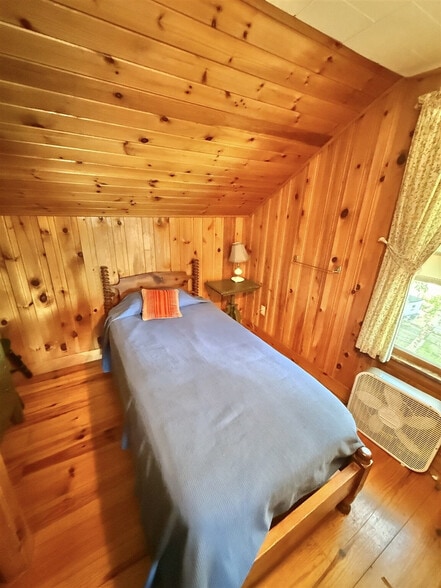 Building Photo - 65 Sebago Rd