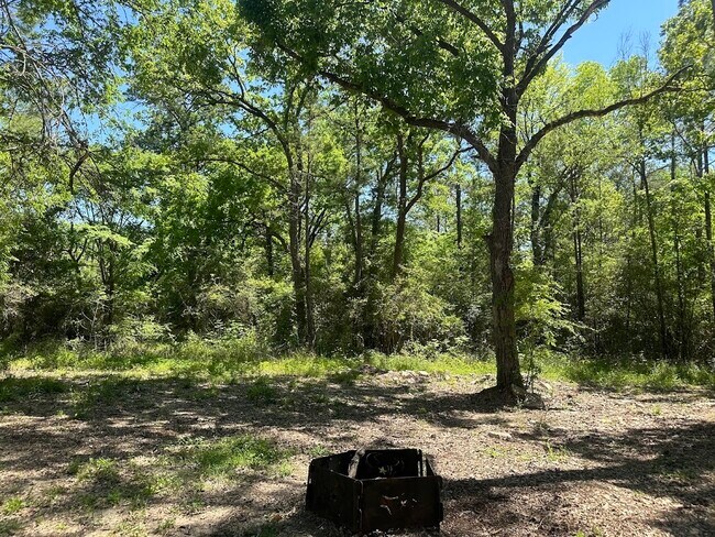 Building Photo - 48 Vigilante Rd