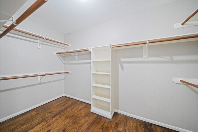 Building Photo - 18502 Eden Trails Ln