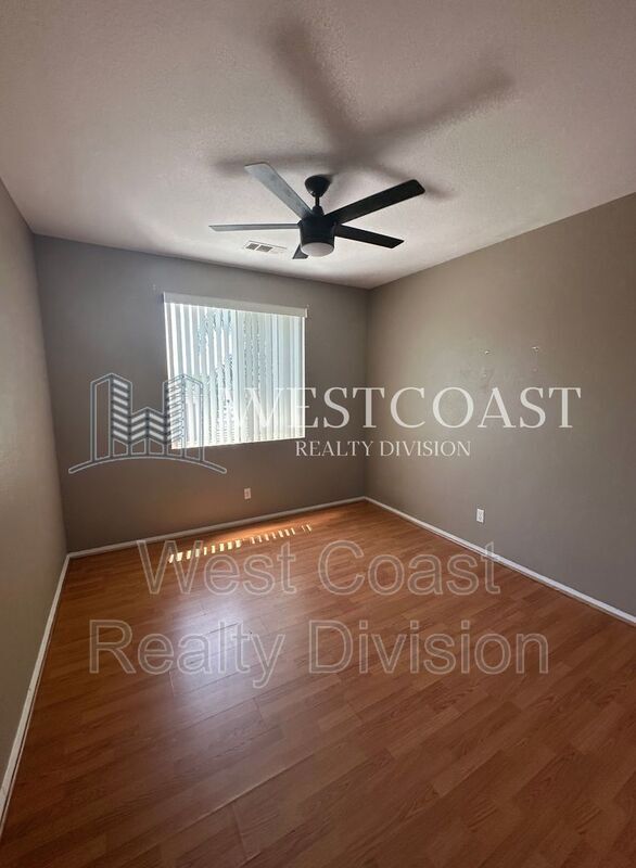 Building Photo - 26719 Evergreen Ave