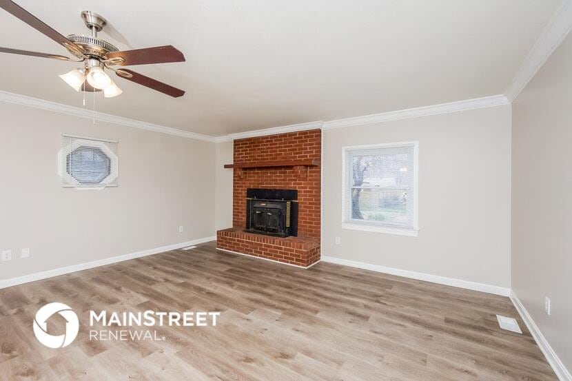 Building Photo - 9412 Titan Dr