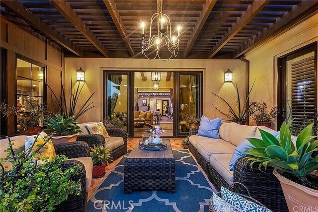 Building Photo - 9 Paniolo Rd