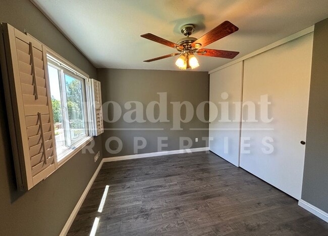 Building Photo - 1500 Via Dorado