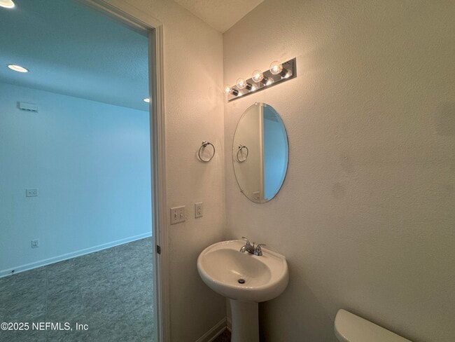 Building Photo - 3078 Alpin Dr
